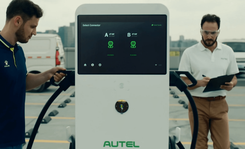Autel MaxiCharger DC Compact 47kW - Pedestal