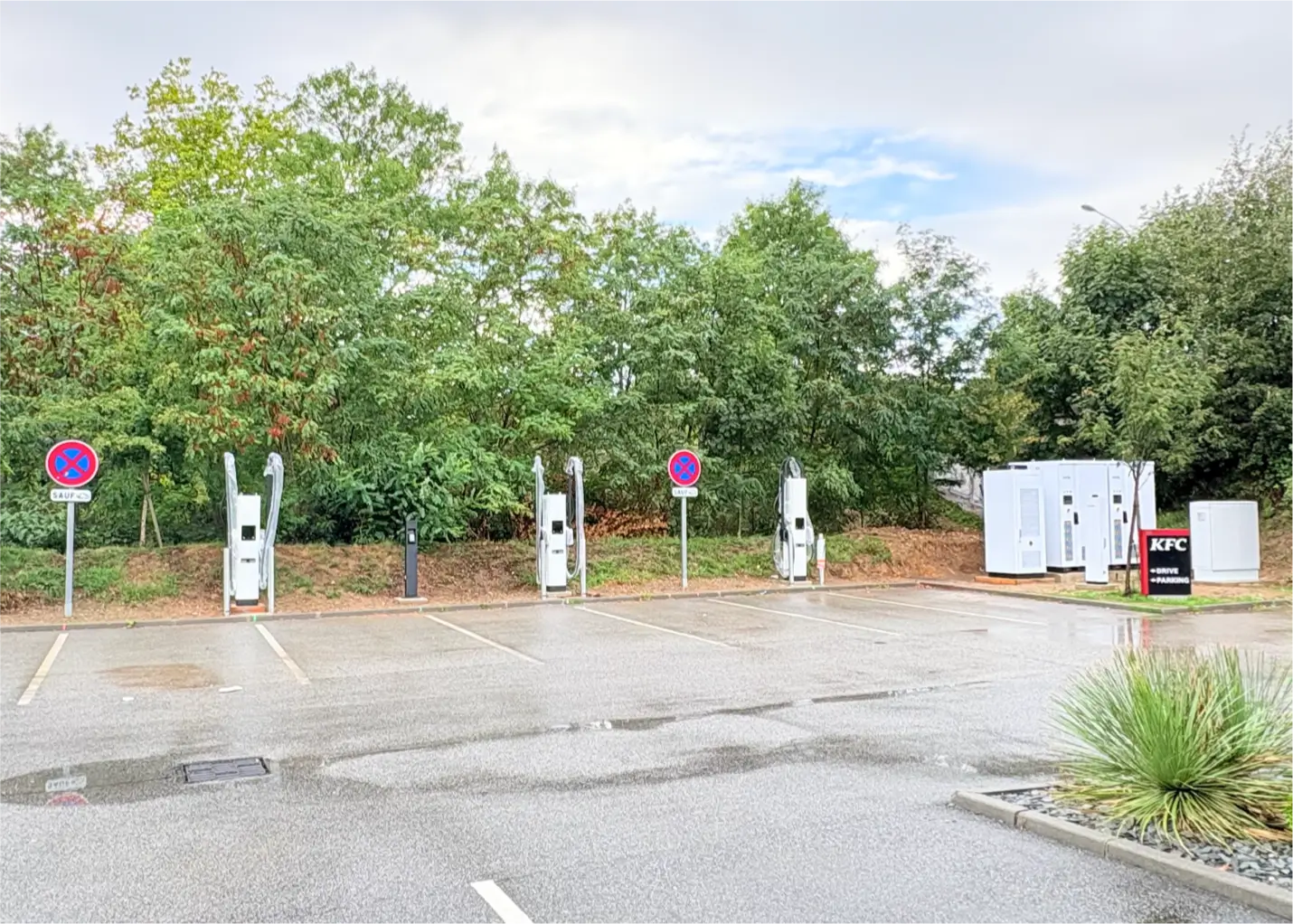 Simplify Your EV Charging Infrastructure